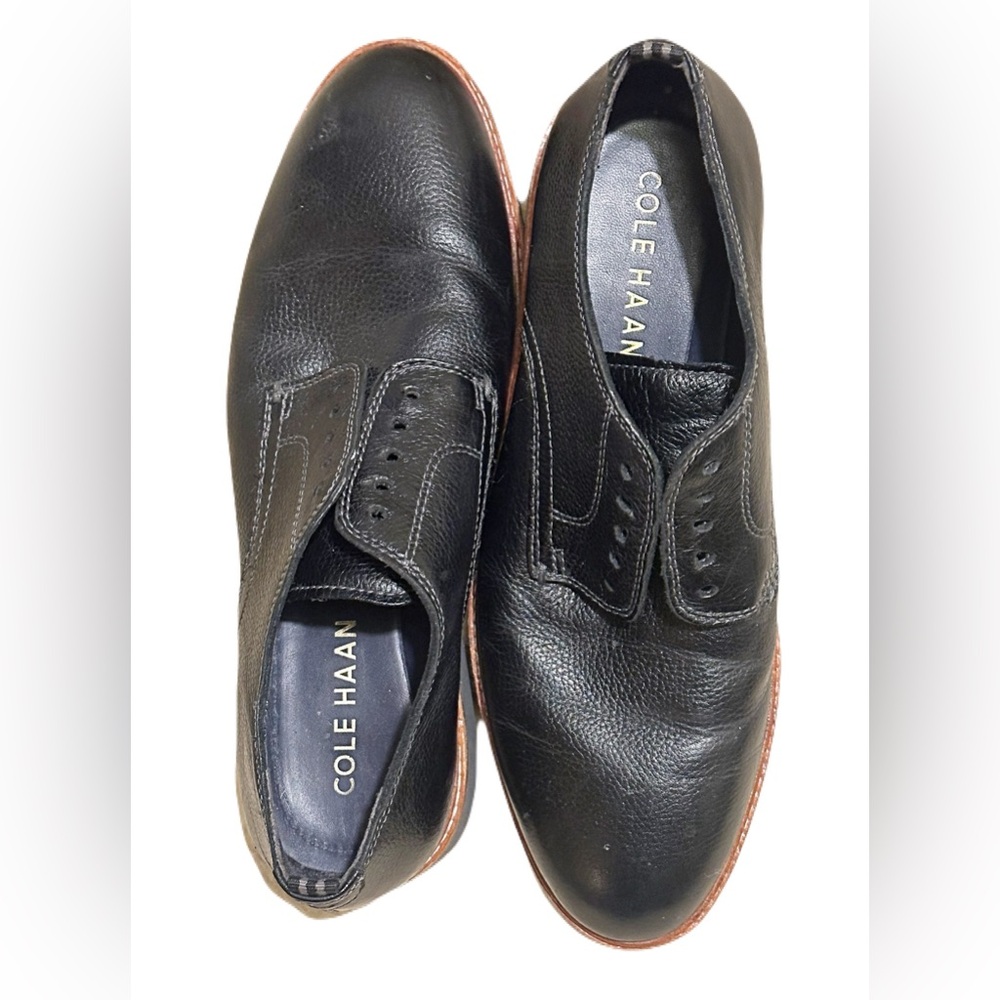 Cole Haan Black Leather Lace-Up Derbys with Brown Trim